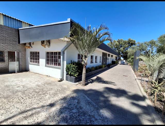 525M² MINI FACTORY FOR SALE IN ATLANTIS INDUSTRIAL